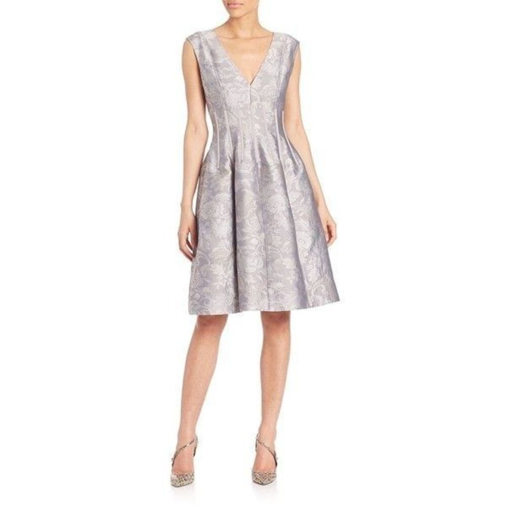 RUNWAY. $2990 Oscar de la Renta FLORAL DAMASK JACQUARD Size: 10